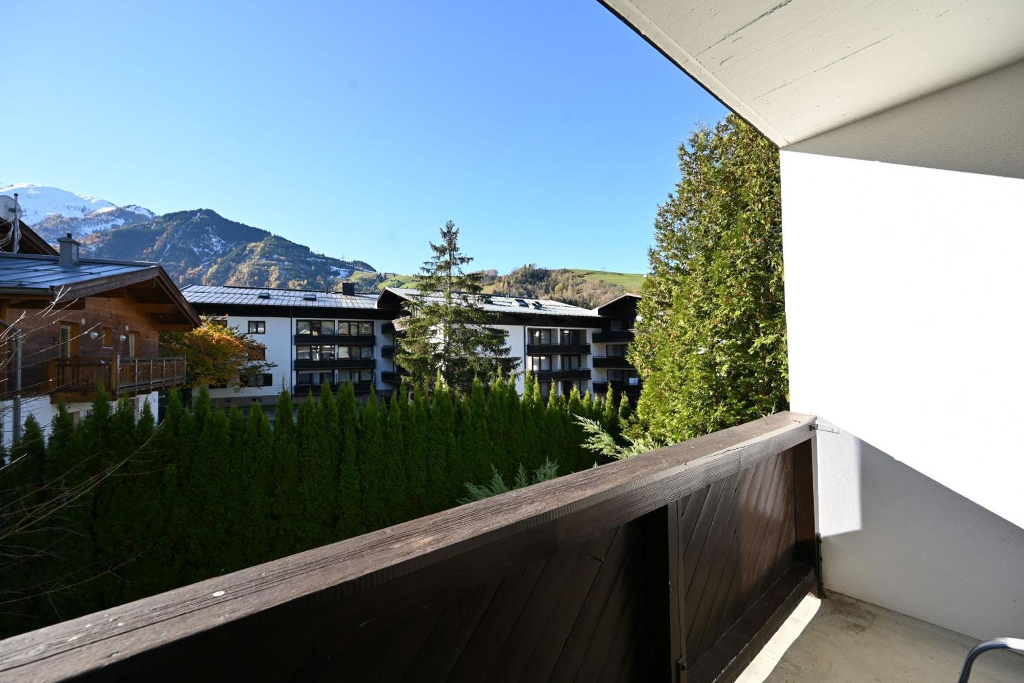 Apartment Haus 3 Top 16 - By Four Seasons Apartments Kaprun Exterior foto
